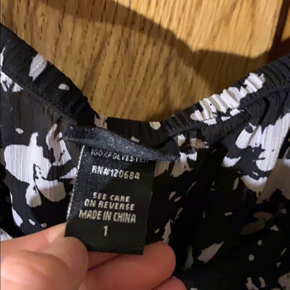 Tank top - Picture 2 of 2